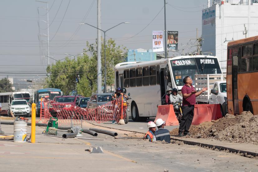 Hay cierres de circulación por obras de Agua de Puebla