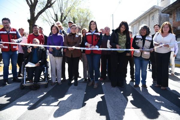 Entrega Rivera rehabilitación de la Avenida 15 de Mayo