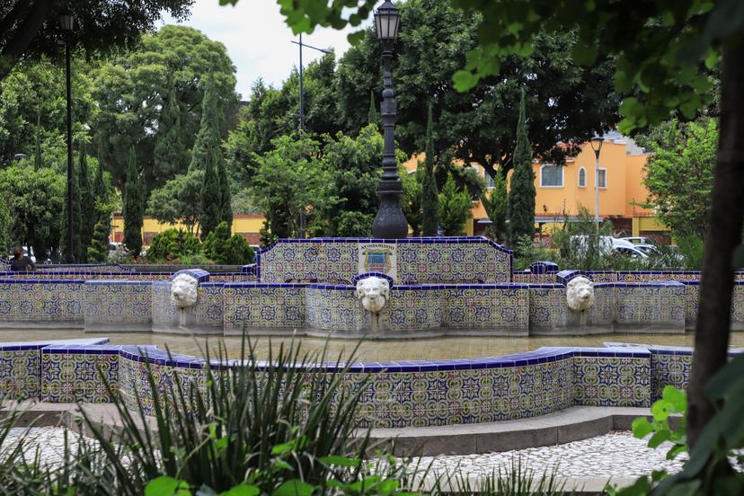 VIDEO Así de bella luce la Fuente de los Leones en Paseo de San Francisco