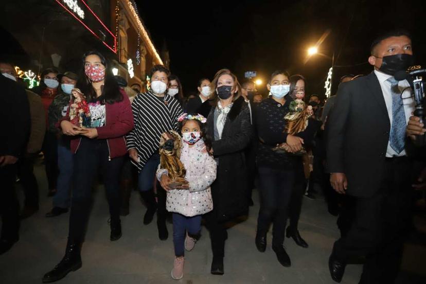 Celebra Lorena Cuéllar gran posadas con familias tlaxcaltecas