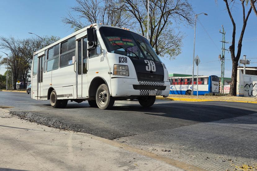 VIDEO Atención: nuevos topes en el bulevar Carmen Serdán