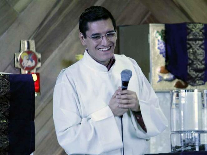 Sacerdote, principal sospechoso del asesinato de universitario