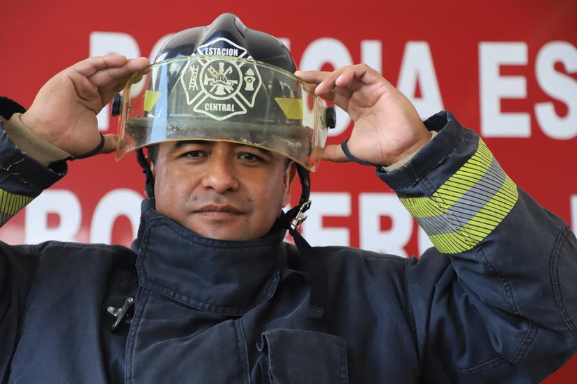 Día del Bombero: Más de 23 años de inspiración y valor familiar para Edgar Tonatiu 