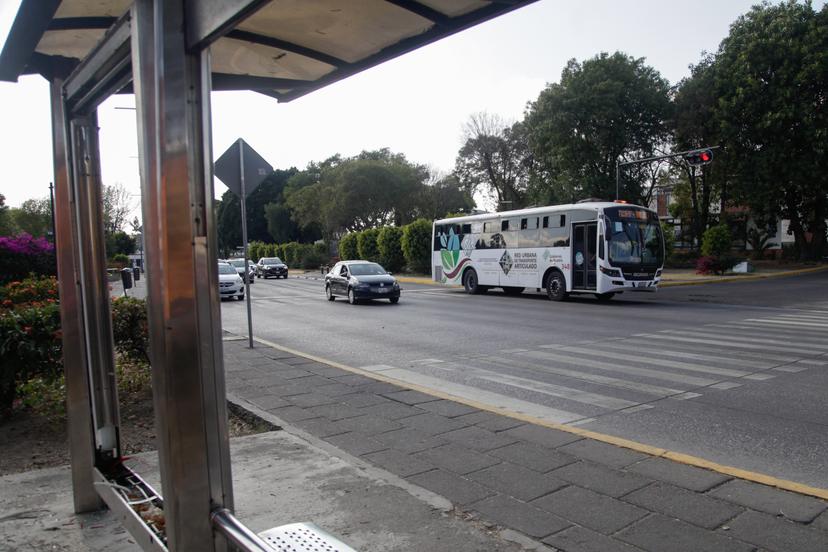 Poblanos denuncian robos frecuentes en Línea 3 del RUTA