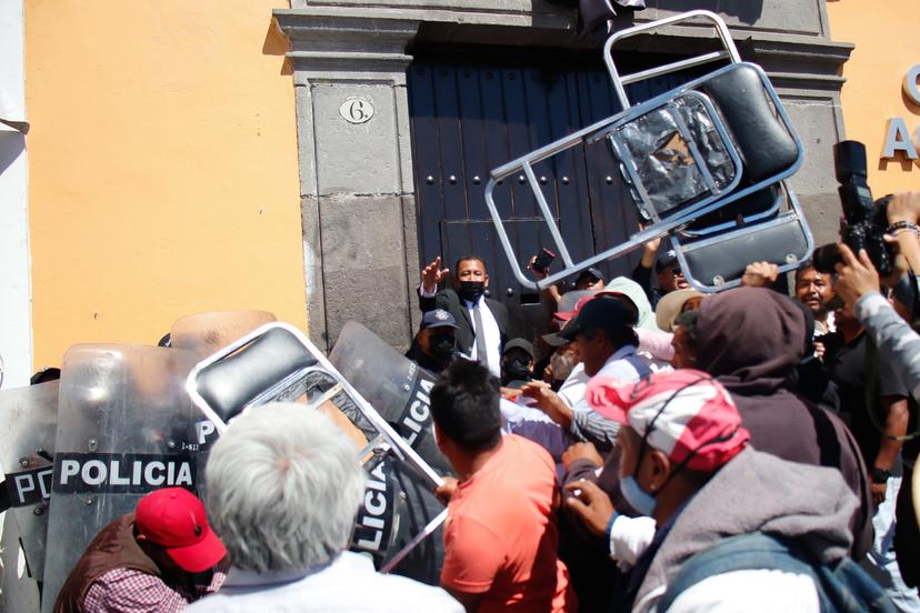 Zafarrancho en Casa Aguayo entre campesinos y granaderos