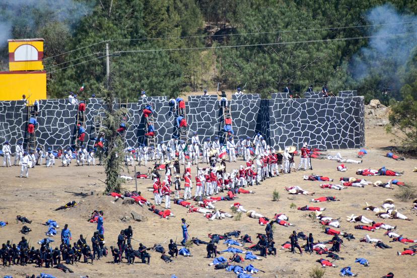 VIDEO Sedena recrea la Batalla del 5 de Mayo