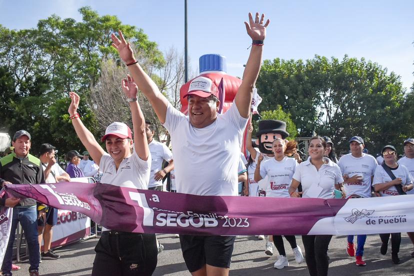 VIDEO Encabeza Julio Huerta Primera Carrera Familia SEGOB 2023