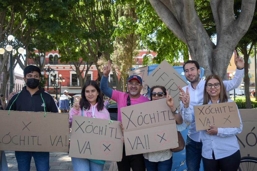 Apoyo a Xóchitl Gálvez en el Zócalo de Puebla