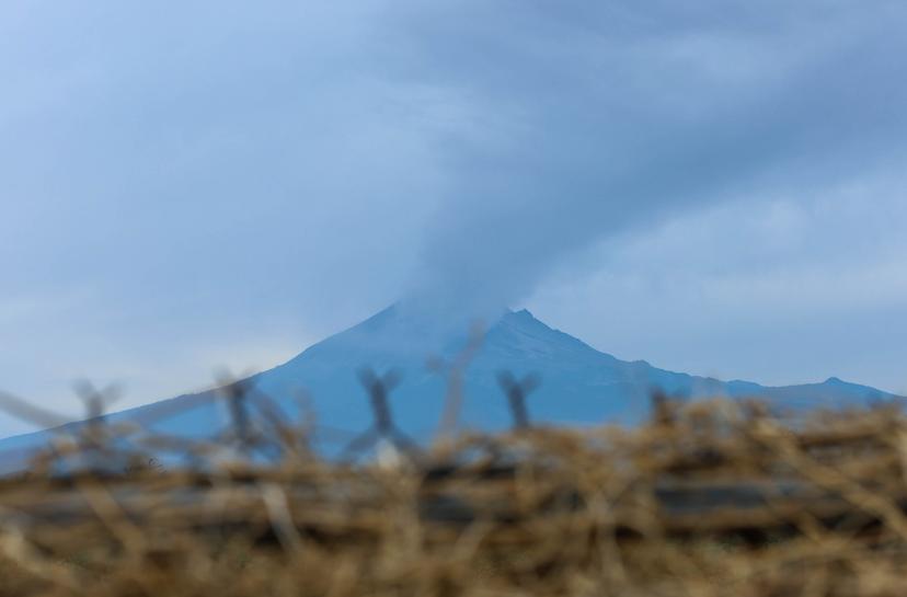 VIDEO Frío y nublado, pero el Popocatépetl mantiene una actividad constante