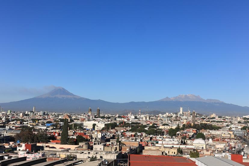 VIDEO Amanece Puebla con cielo despejado