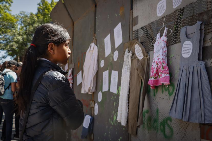 VIDEO 8M: #aqueldíayovestía, esta fue la denuncia en el zócalo de Puebla