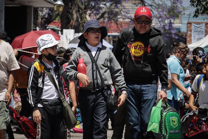 Regresan a clases en México más de 34 millones de estudiantes