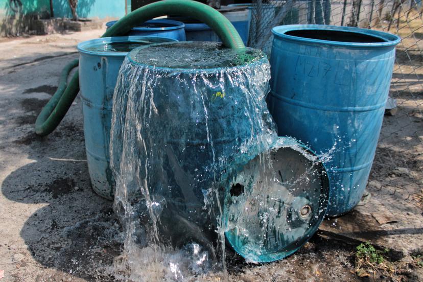 Sin agua entubada, más de 10 mil hogares en Puebla capital