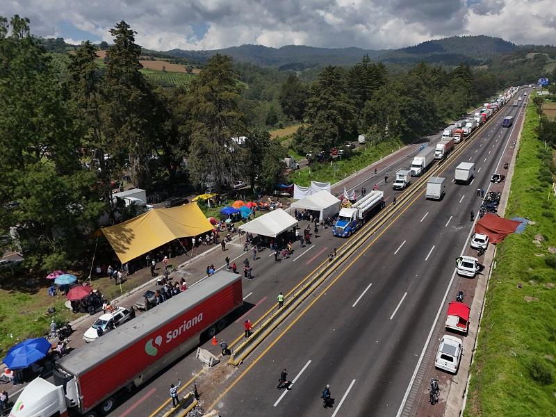 Ya hay denuncia por bloqueo de la México-Puebla, confirma FGE