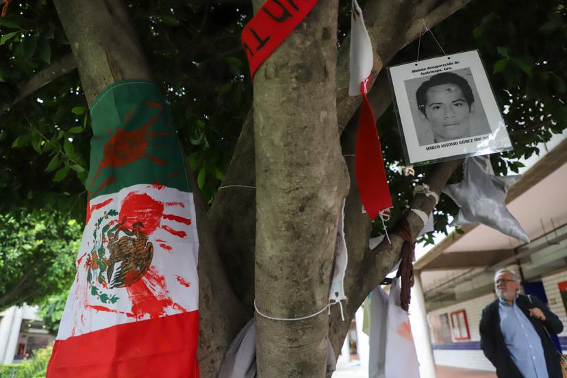 VIDEO A 10 años de su desaparición, recuerda Ibero Puebla a estudiantes de Ayotzinapa