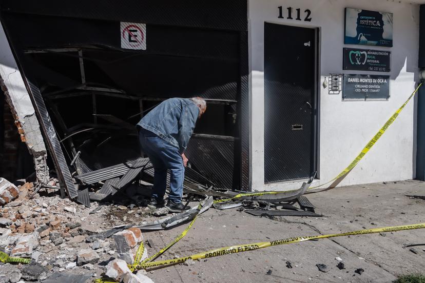 VIDEO Así quedó dañado consultorio dental de la 31 Poniente