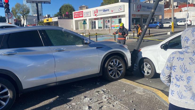 VIDEO Aparatoso accidente en la 3 Poniente y bulevar Norte