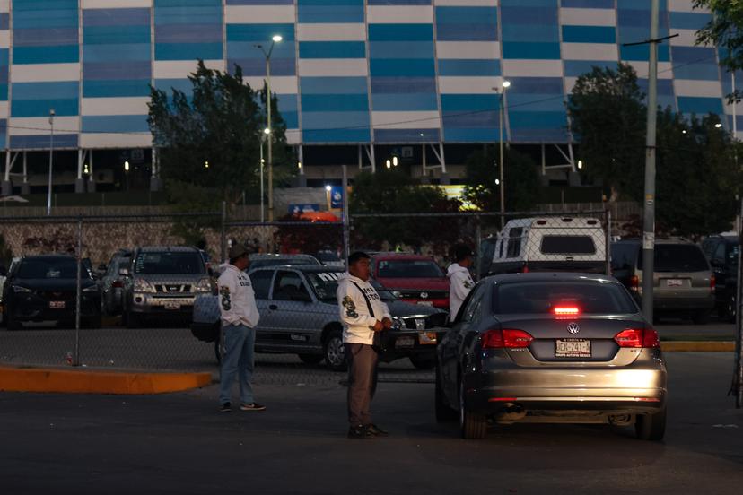 VIDEO Negocio redondo de la 28 de Octubre en el estacionamiento del Cuauhtémoc