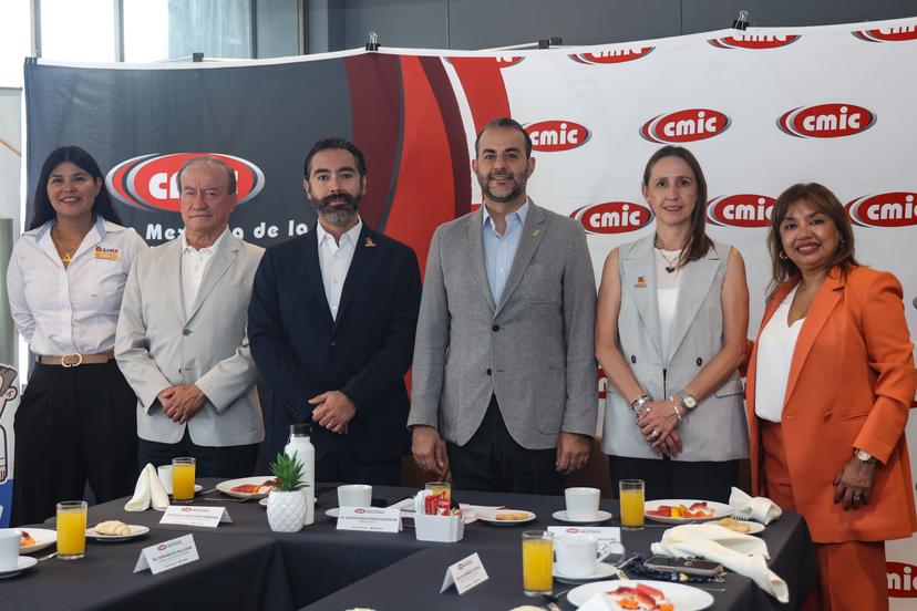 Signan alianza CMIC y Banco de Alimentos