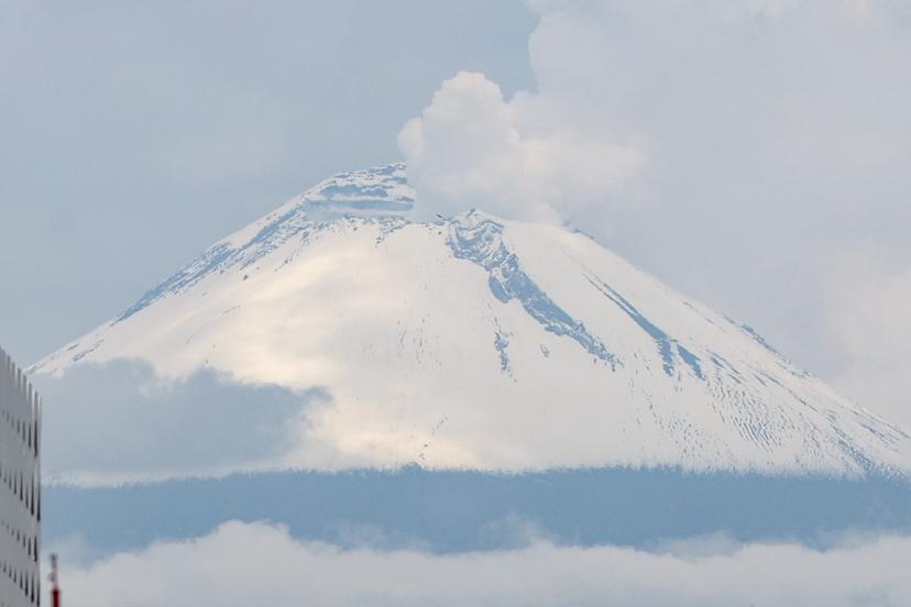 Postales que nos regala el volcán Popocatépetl cubierto de nieve