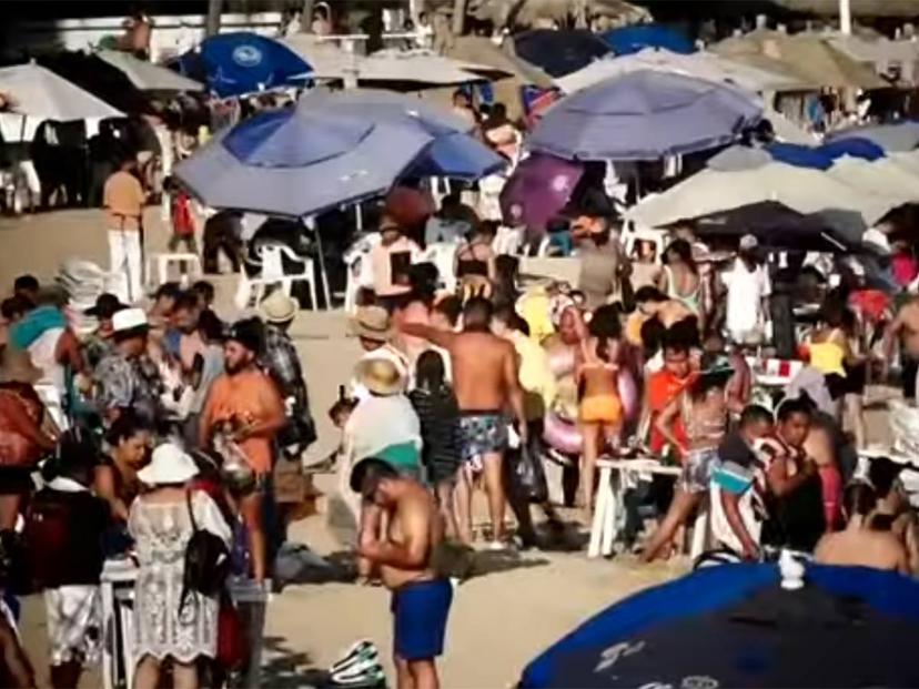 VIDEO Una vueltecita nomás: mexicanos torean al Covid desde las playas