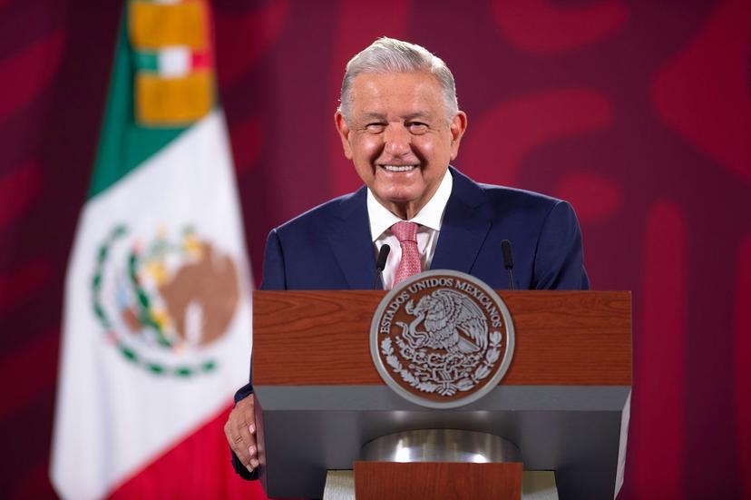  AMLO pide paciencia a familiares de víctimas de la Guerra Sucia