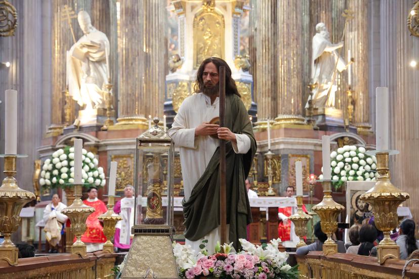 VIDEO Reliquia de San Judas Tadeo ya está en la Catedral de Puebla