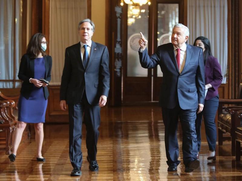 Se reúnen López Obrador y Blinken en Palacio Nacional