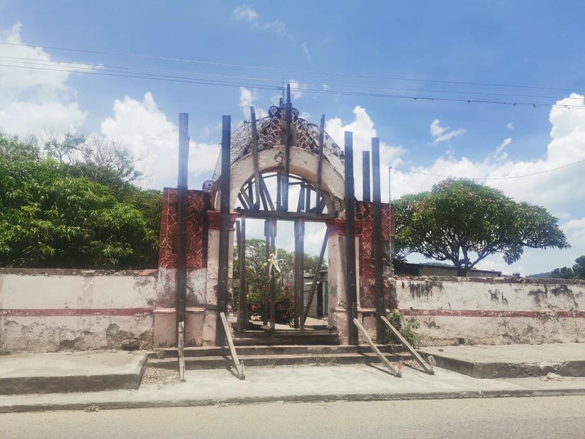 En el olvido, la iglesia de Santiago Mazatla en Izúcar