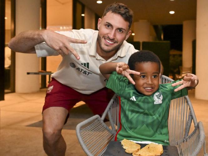 El Tri convivió con niño etíope