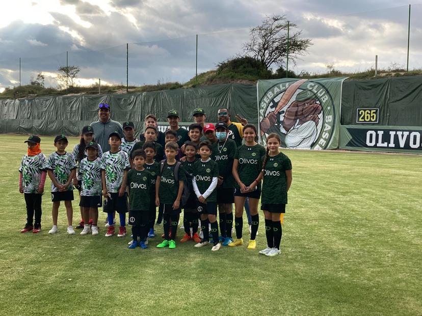 Los Pericos anidaron el fin de semana en Olivos Park