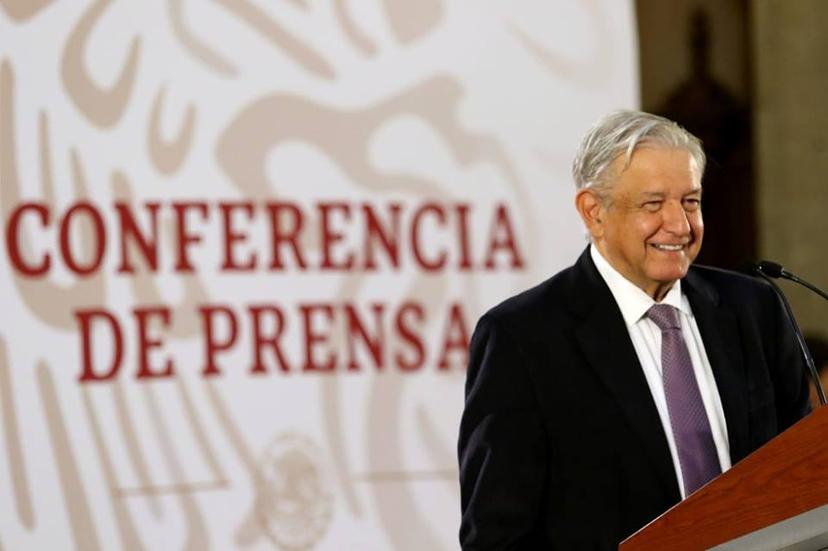 AMLO agradece a migrantes su envío de remesas