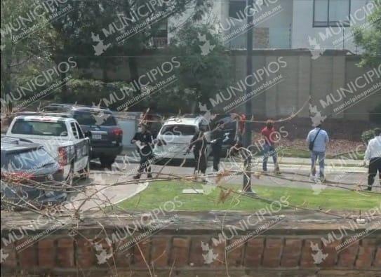 VIDEO Balacera en Lomas de Angelópolis en este momento