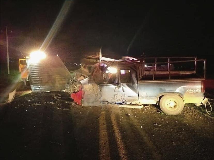 Mueren dos en accidente sobre la federal Nautla-Amozoc