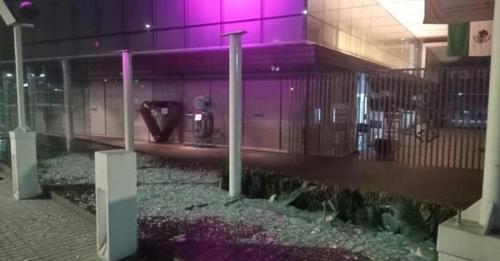 VIDEO Así vandalilzaron instalaciones del INAI en la CDMX