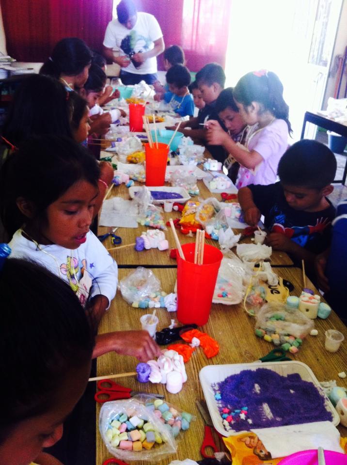 Niños de Atzitzihuacan disfrutan de curso de verano La Energía es Vida