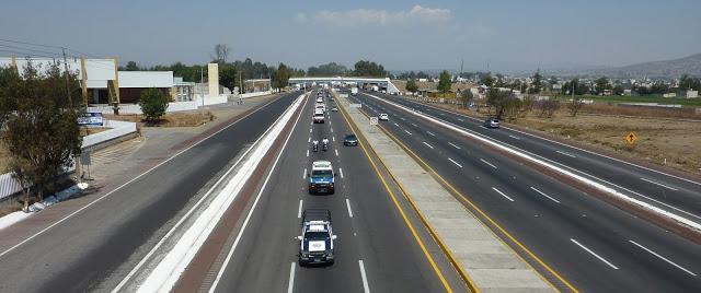 Blindan carreteras de Puebla con Arcos de Seguridad