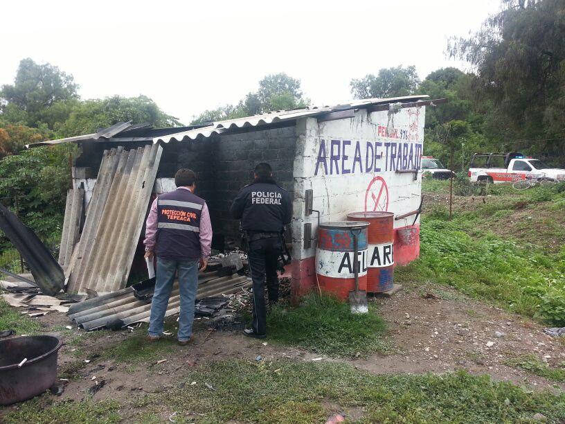 Dos lesionados y pérdidas materiales por explosión de polvorín en Tepeaca