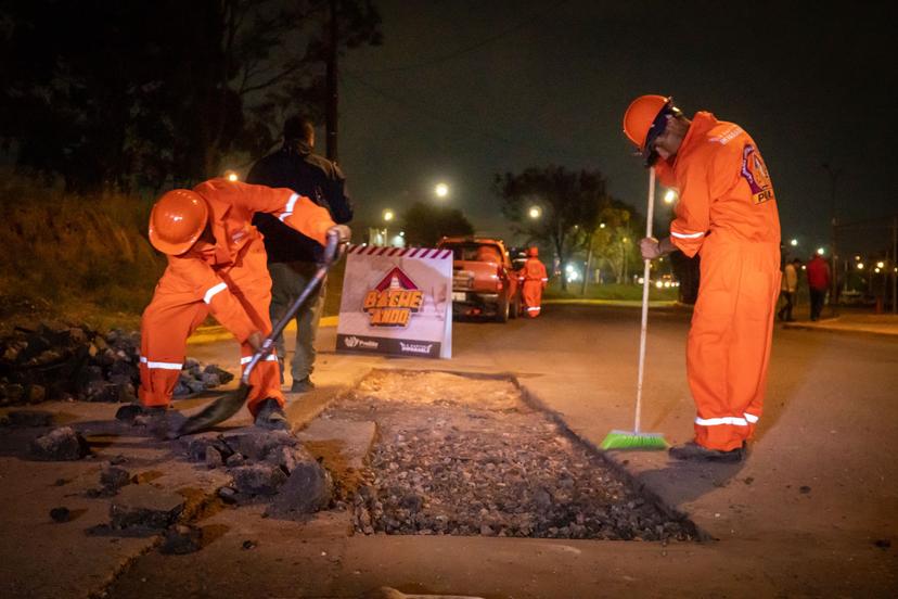 Destinan más de 100 mdp al programa nocturno Bacheando Puebla 2025