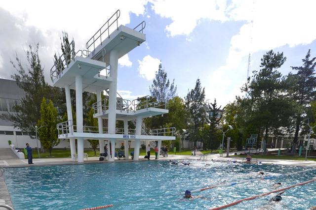 Gana BUAP 31 medallas en el Campeonato Estatal de Natación