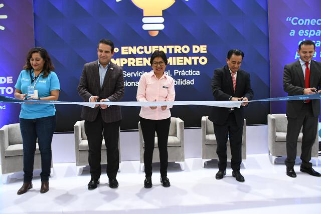 Cedillo inauguró Encuentro de Emprendimiento en el Servicio Social y Empleabilidad