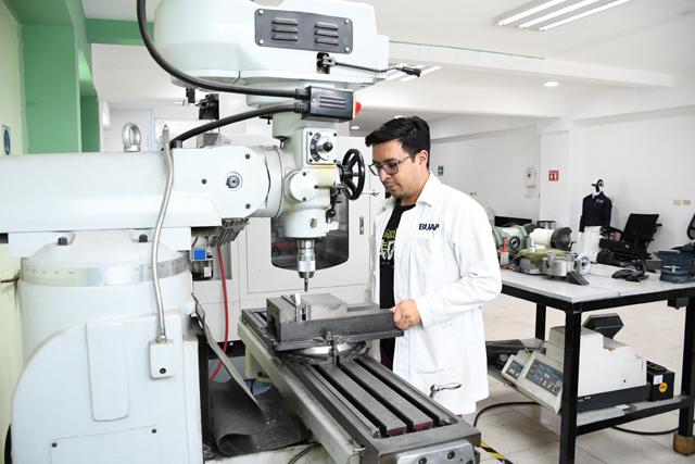 Obtiene BUAP distintivo que lo integra a la Red Internacional de FabLab