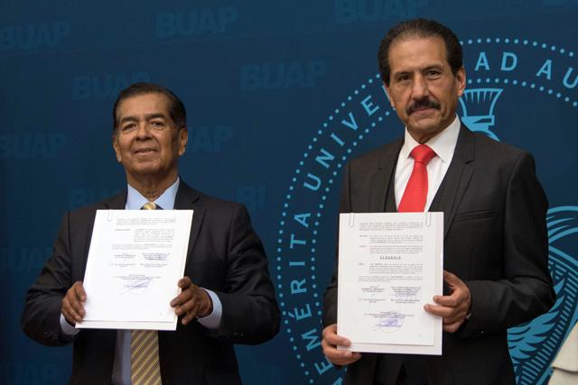 Firma BUAP revisión contractual y salarial con sus sindicatos