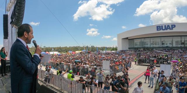 Con Lobo Fest, BUAP recibe 20 mil estudiantes este 2019