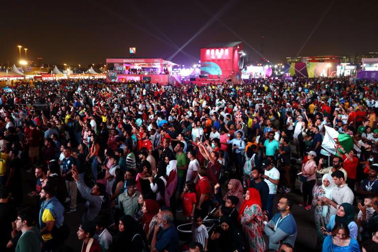 VIDEO Un caos en el FIFA FAN Fest en Qatar