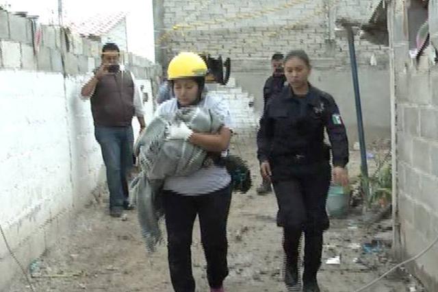 Rescatan a cinco niños en situación de abandono en Tehuacán