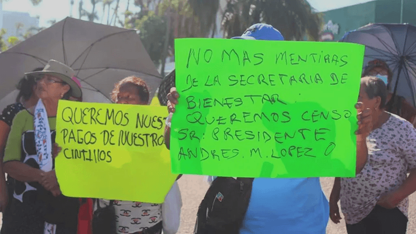 Protestan damnificados de Acapulco por falta de apoyo