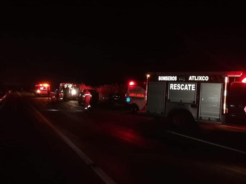 Aparatoso accidente en la entrada a Atlixco, sobre la autopista a Puebla