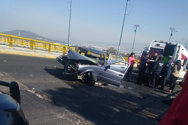 Navidad accidentada en Puebla capital; bebé herido y un muerto, el saldo