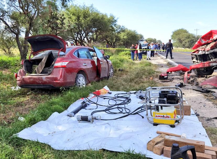 Una persona sin vida y tres lesionados deja accidente en Yehualtepec